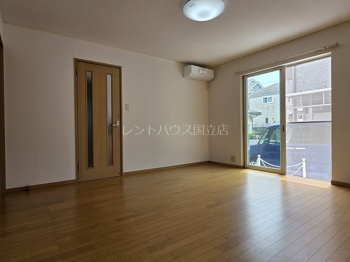 東京都国立市北２丁目 リビング
