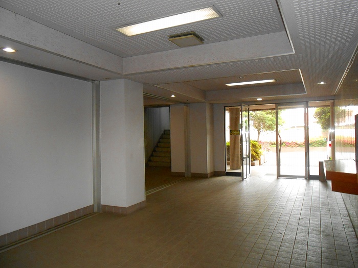 東京都国立市谷保 エントランス