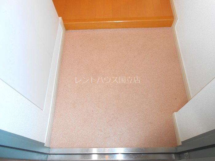東京都国立市東２丁目 玄関