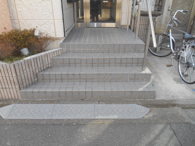 東京都国立市富士見台２丁目 玄関