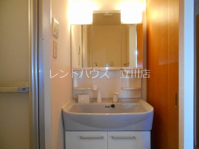 東京都立川市錦町６丁目 洗面所