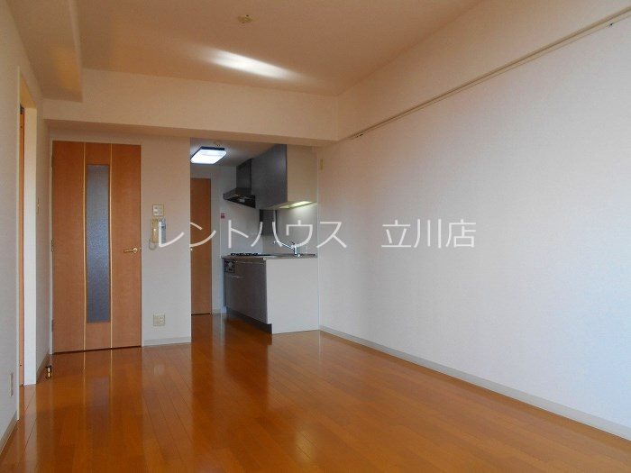 東京都立川市錦町６丁目 リビング