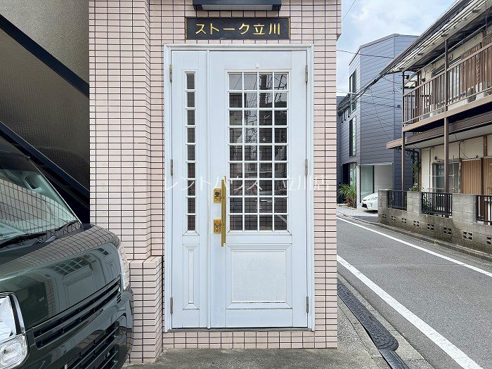 東京都立川市曙町３丁目 エントランス