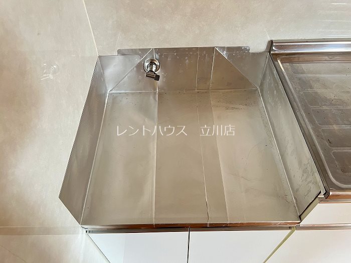 東京都立川市曙町３丁目 リビング