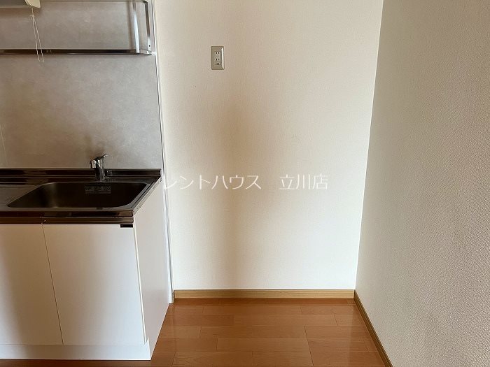 東京都立川市曙町３丁目 キッチン