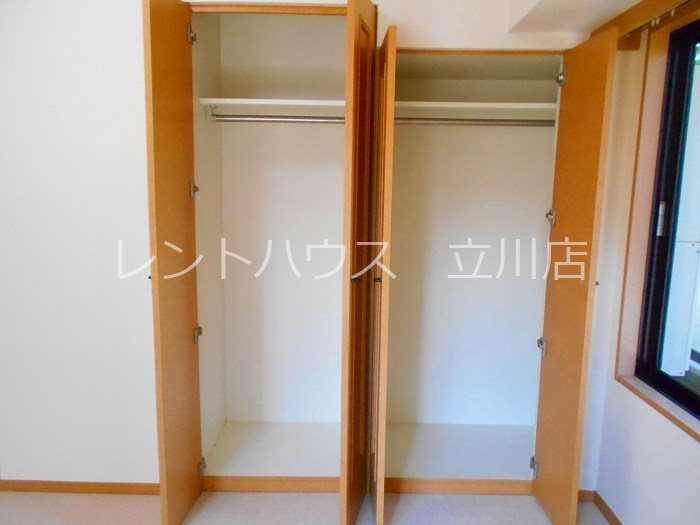 東京都立川市曙町２丁目 収納