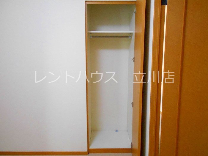 東京都立川市曙町２丁目 収納