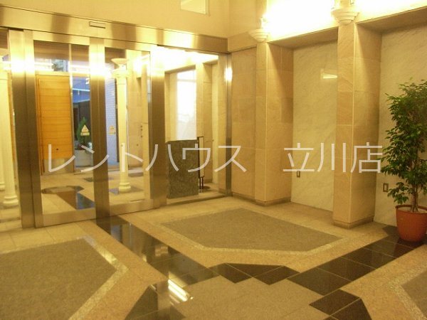東京都立川市曙町２丁目 ロビー