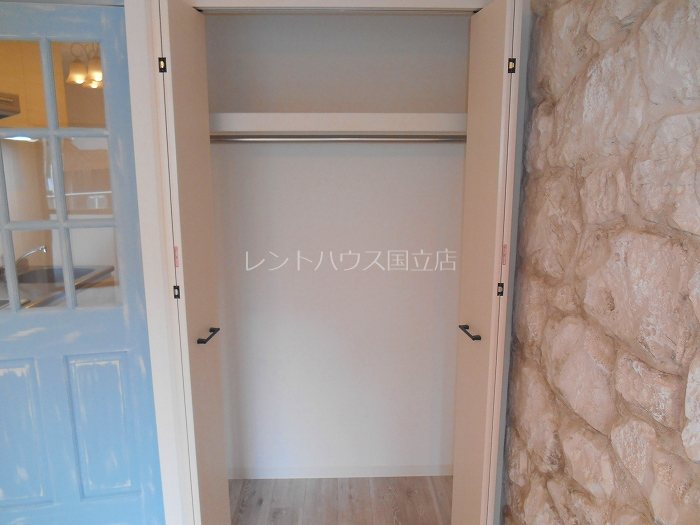 東京都立川市羽衣町２丁目 収納
