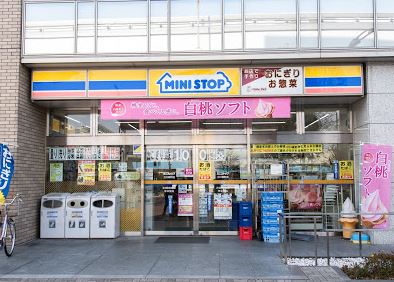 東京都立川市高松町１丁目 コンビニ