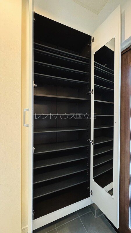 東京都国分寺市西元町３丁目 収納