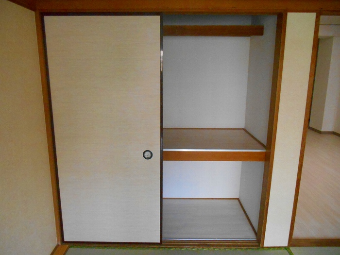 東京都国分寺市西元町２丁目 収納
