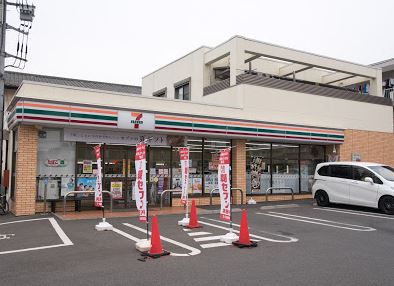東京都昭島市中神町 コンビニ