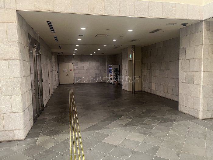 東京都府中市宮町１丁目 エントランス