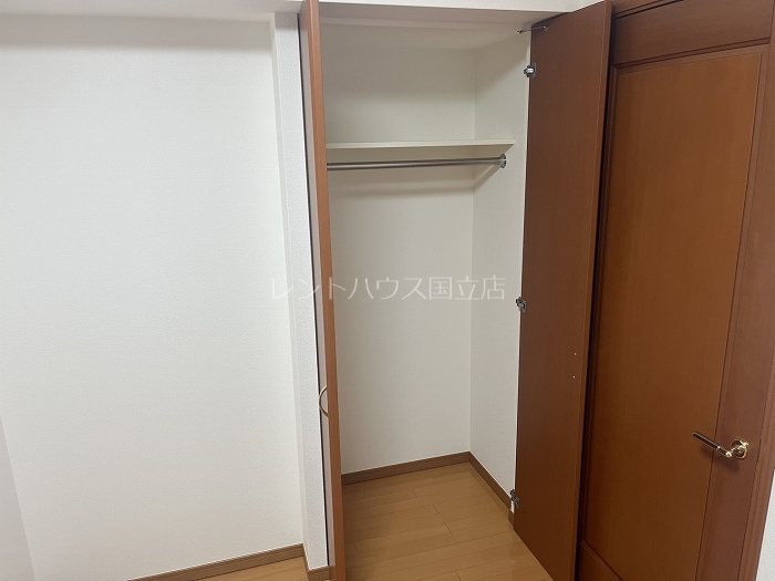 東京都府中市宮町１丁目 収納