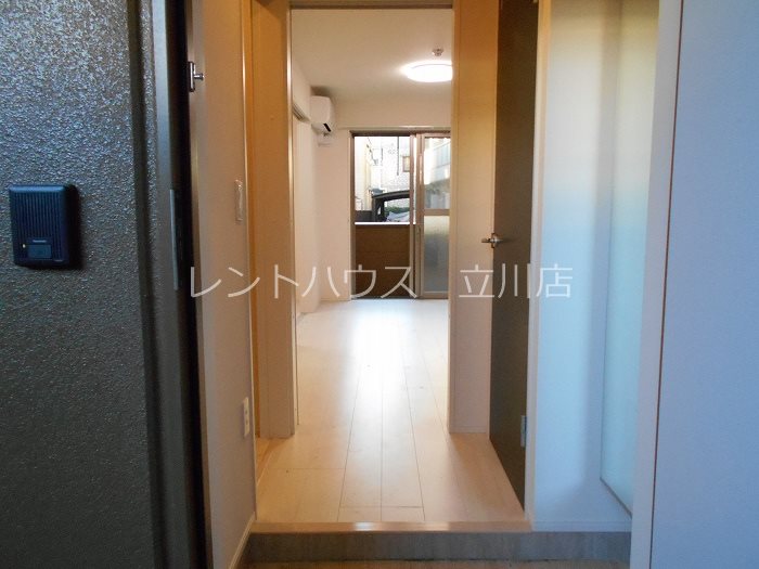 東京都立川市柏町４丁目 玄関