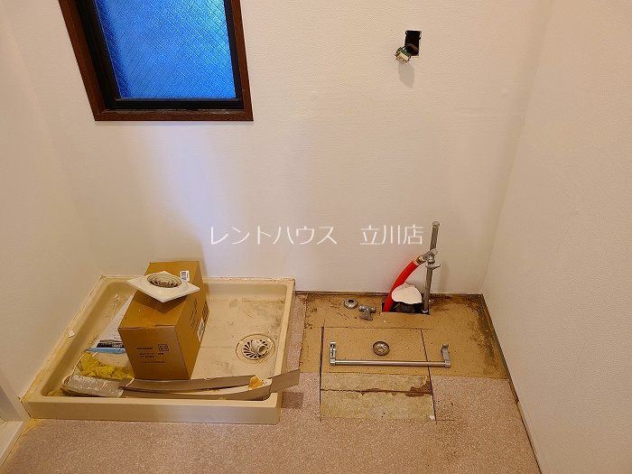 東京都立川市栄町４丁目 洗面所