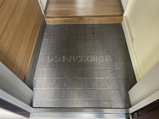 東京都国分寺市戸倉１丁目 玄関