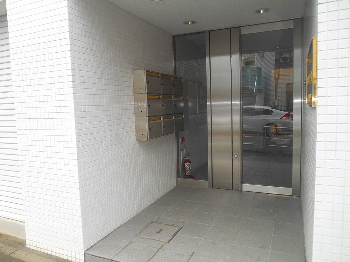 東京都国分寺市西元町２丁目 エントランス