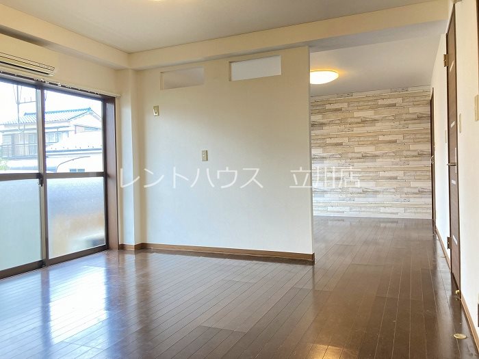 東京都日野市日野本町１丁目 リビング