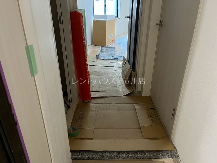 東京都立川市曙町２丁目 エントランス