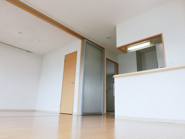 東京都日野市日野 リビング