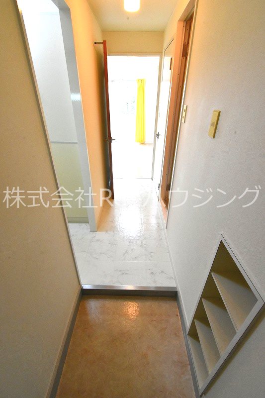 レジデンス徳島 玄関