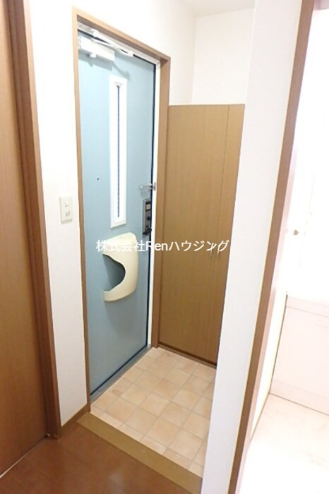 ポルトベール　C棟 玄関