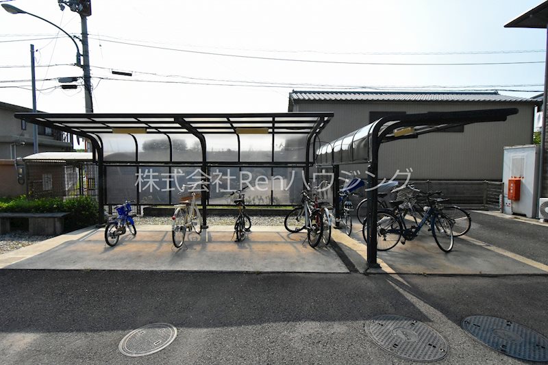 ポルトベール　C棟 駐車場