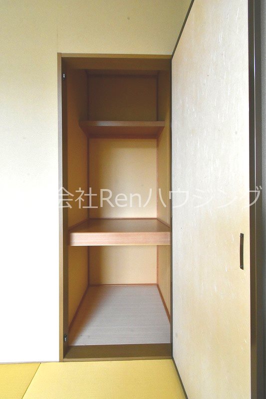 ピュアメゾン　A棟 収納