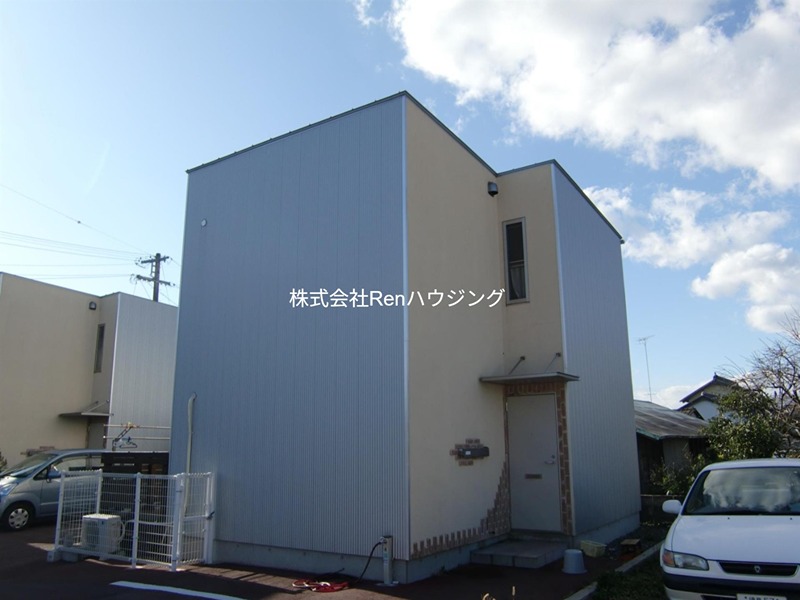 ユニキューブ高房 外観