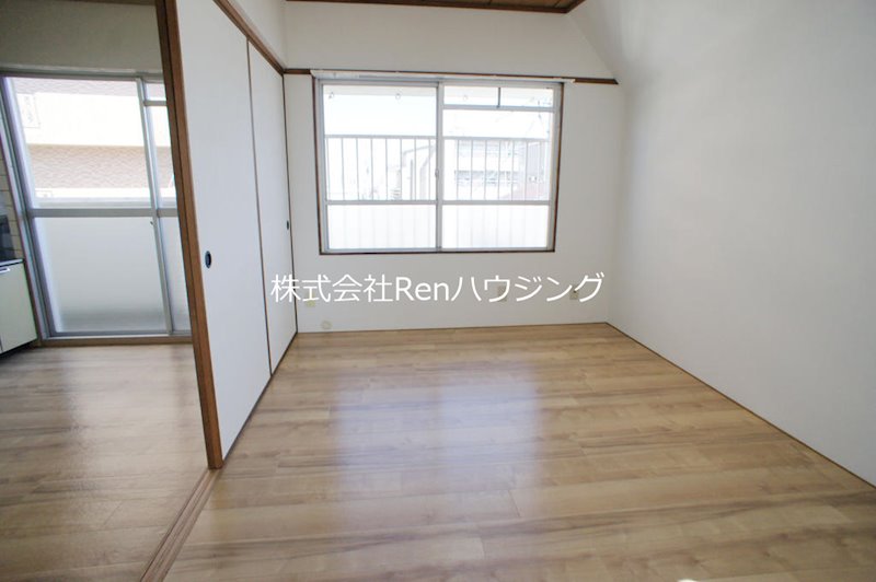 八番町リバーハイツ ベッドルーム