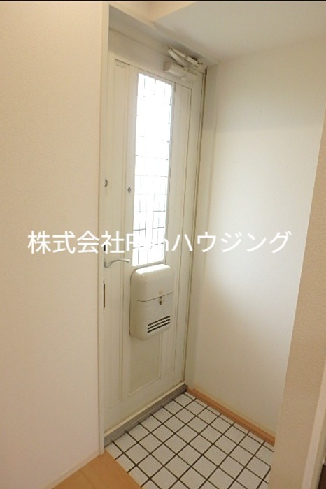セジュール中吉野 玄関