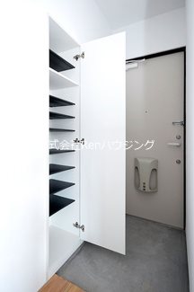 ピース・コウセイ北佐古 玄関