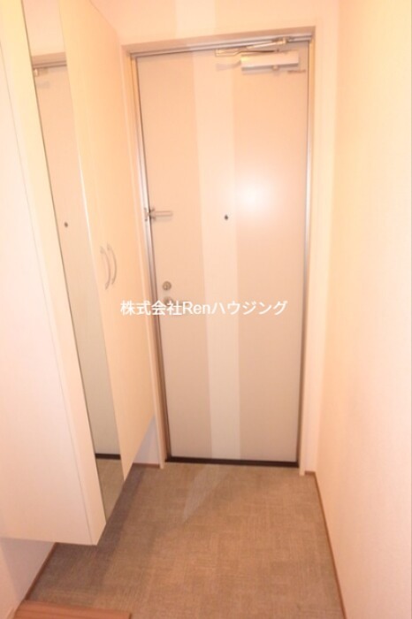グランディール南佐古 玄関