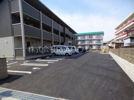 アイリーブ南佐古 駐車場