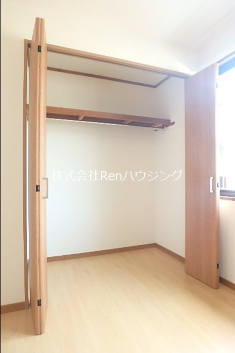 セジュール園木 収納