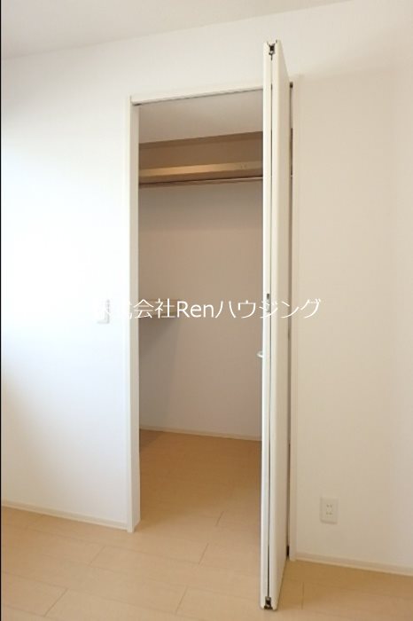 カルチェ　Asuka 収納