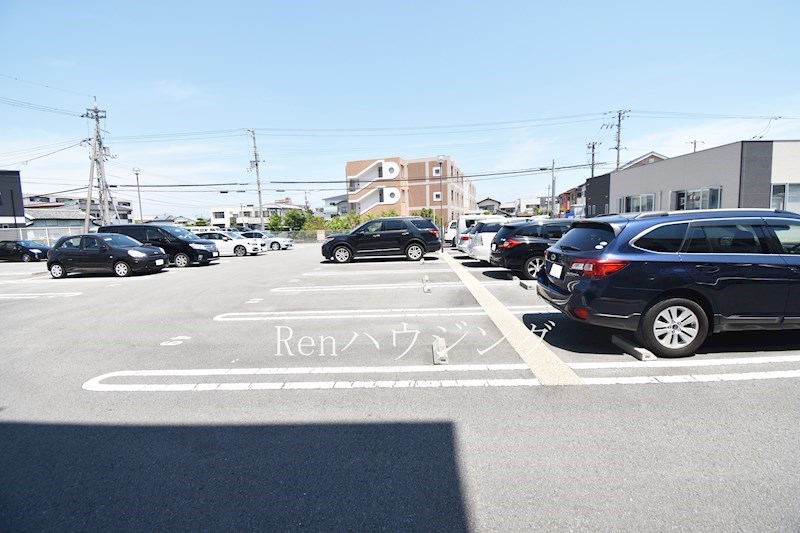 アルカディア21 駐車場