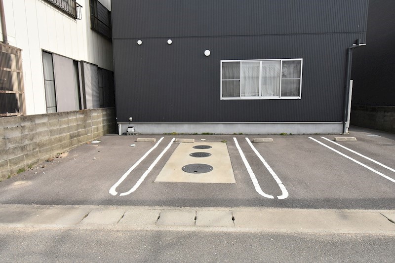 エクセルシオール  駐車場