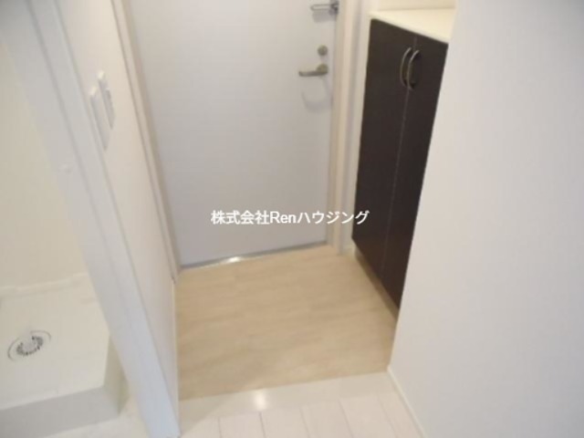 レーグル2番館  玄関
