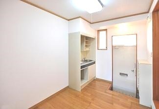 ハイツしらゆり  玄関