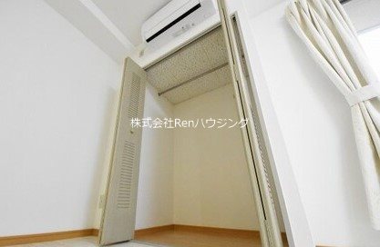 アベニュー安宅 収納
