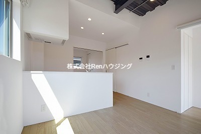 ピース・ドエル リビング