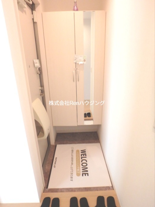 ミアータ  玄関