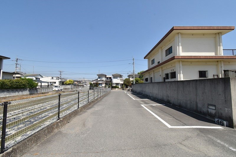 キャロン・エスポワール 駐車場