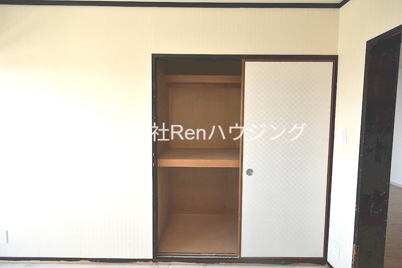 キャロン・エスポワール 収納