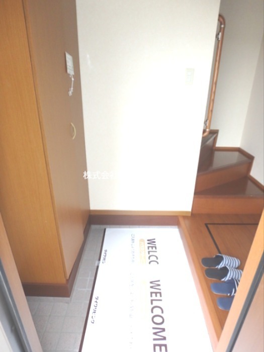 ウィルコート大松 B棟 玄関