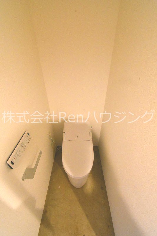 ピース・スクエア住吉  トイレ