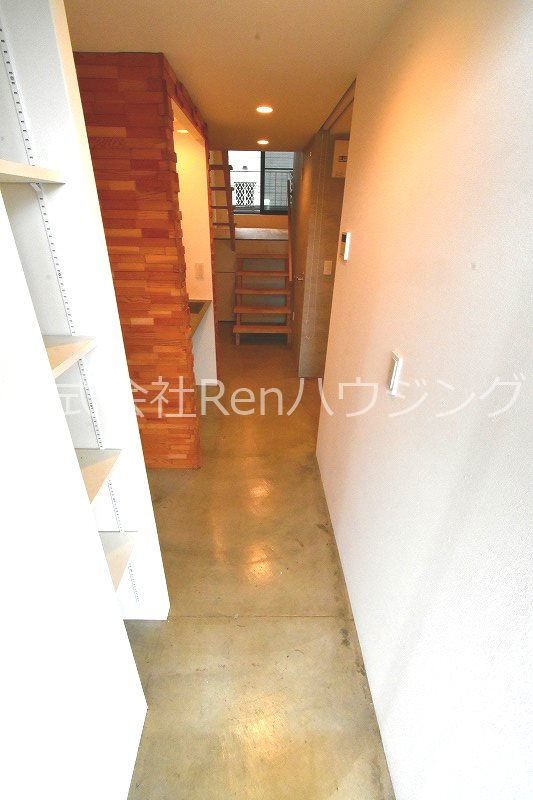ピース・スクエア住吉  玄関